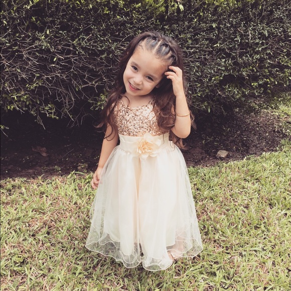 Meet your Posher, Alejandra - Picture 1 of 1